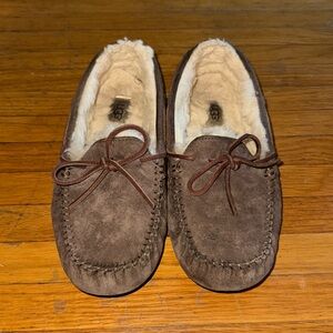 CLEANOUT SALE LAST DAY⭐️UGG Slippers